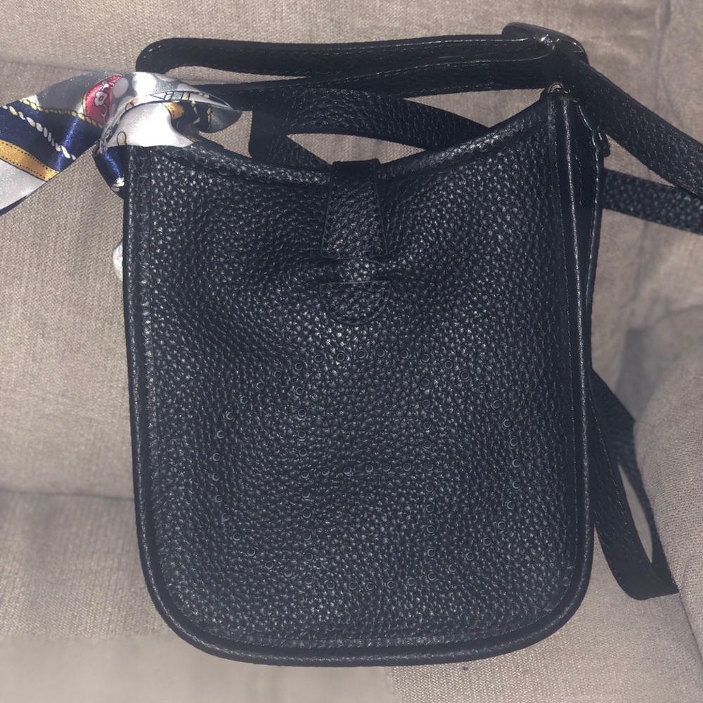 Shoulder bag
